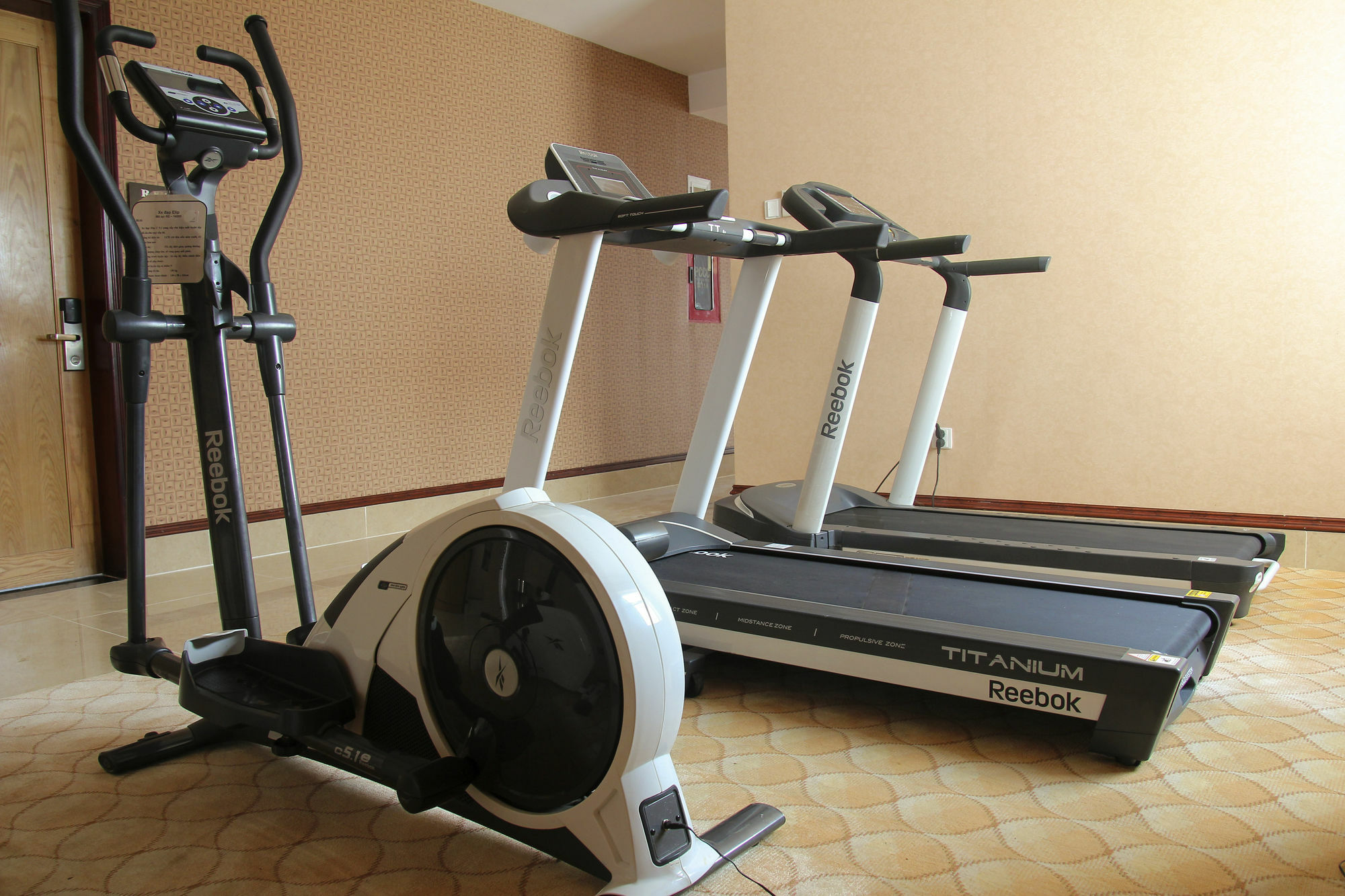 West Hotel Кантхо Екстер'єр фото